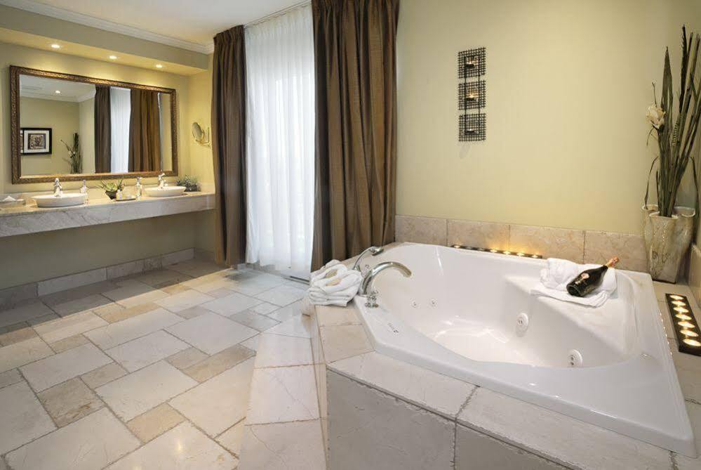 Hotel Hotel Brossard